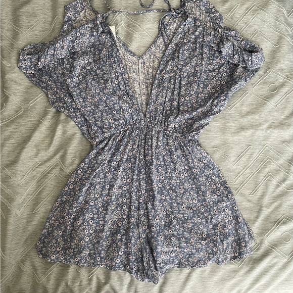 Sadie & Sage Floral Romper - Picture 4 of 5